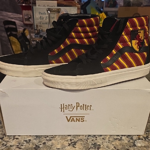Vans Other - Vans Harry Pottery  Gryffindor High Top Shoes (Read Description) Size 8 1/2 Mens